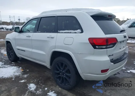 2018 Jeep Grand Cherokee Altitude 4X4 z USA, uszkodzony, nr VIN 1C4RJFAGXJC120469
